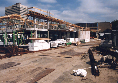 503106 Gezicht op het in aanbouw zijnde nieuwe politiebureau Marco Pololaan 6 te Utrecht.